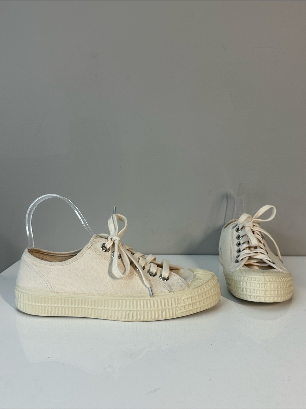 Novesta Star Master Beige Canvas Casual Low Top Neutral Sneakers Size 40(9)